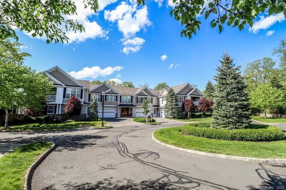 93 Suzie Dr, Newtown, CT 06470 - photo 1