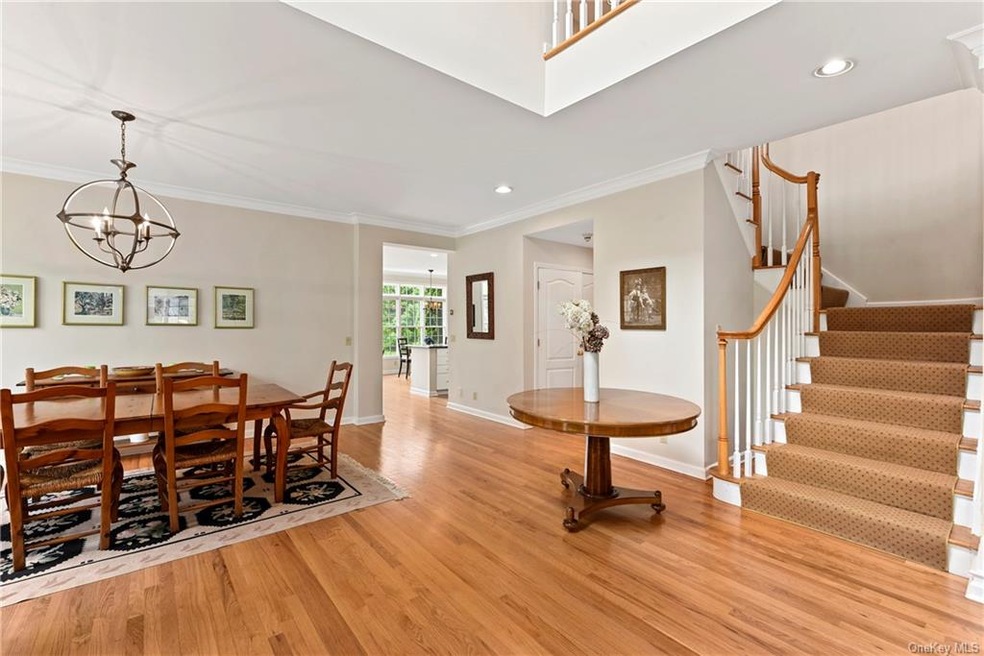 25 Doral Greens Dr E, Rye Brook, NY 10573 - photo 1