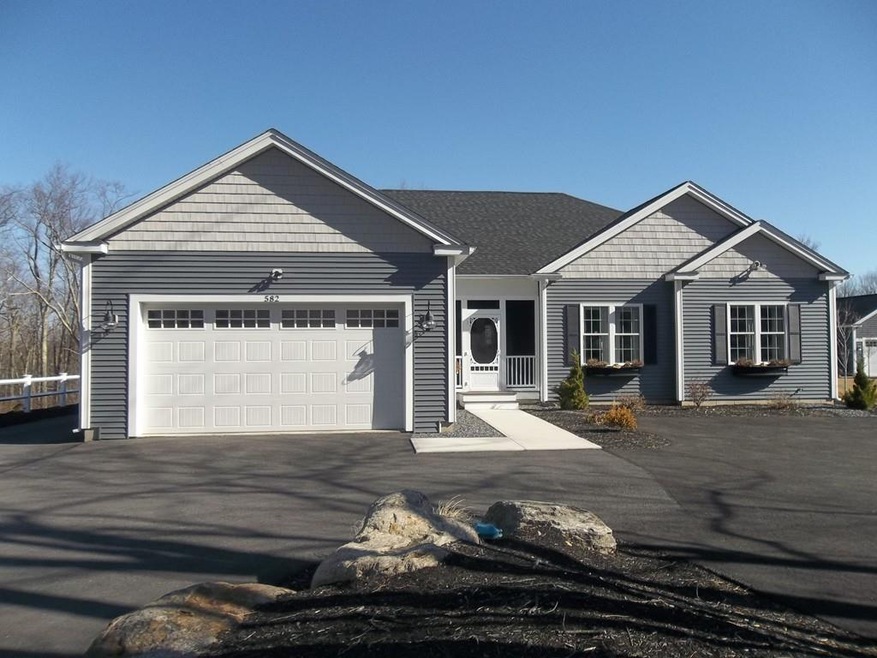 582 Malden St, Holden, MA 01520 - photo 1