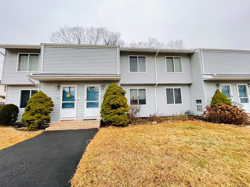 66 Cottonwood Rd unit 66, Newington, CT 06111 - photo 1