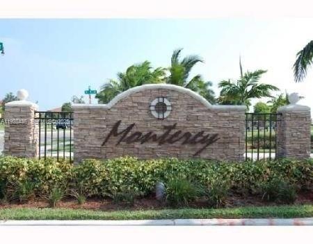 3395 NE 10th St unit 101, Homestead, FL 33033 - photo 1