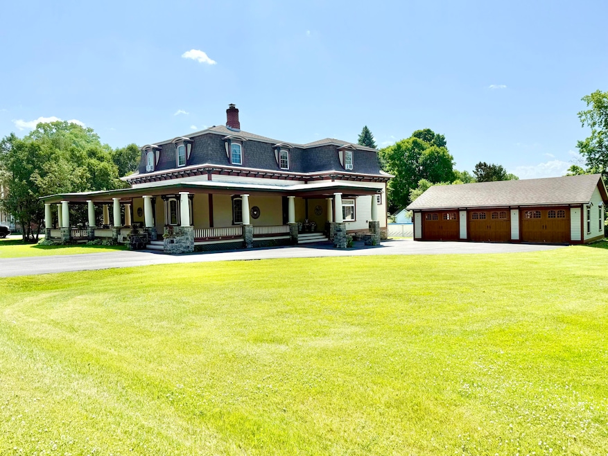 For Sale $435,000