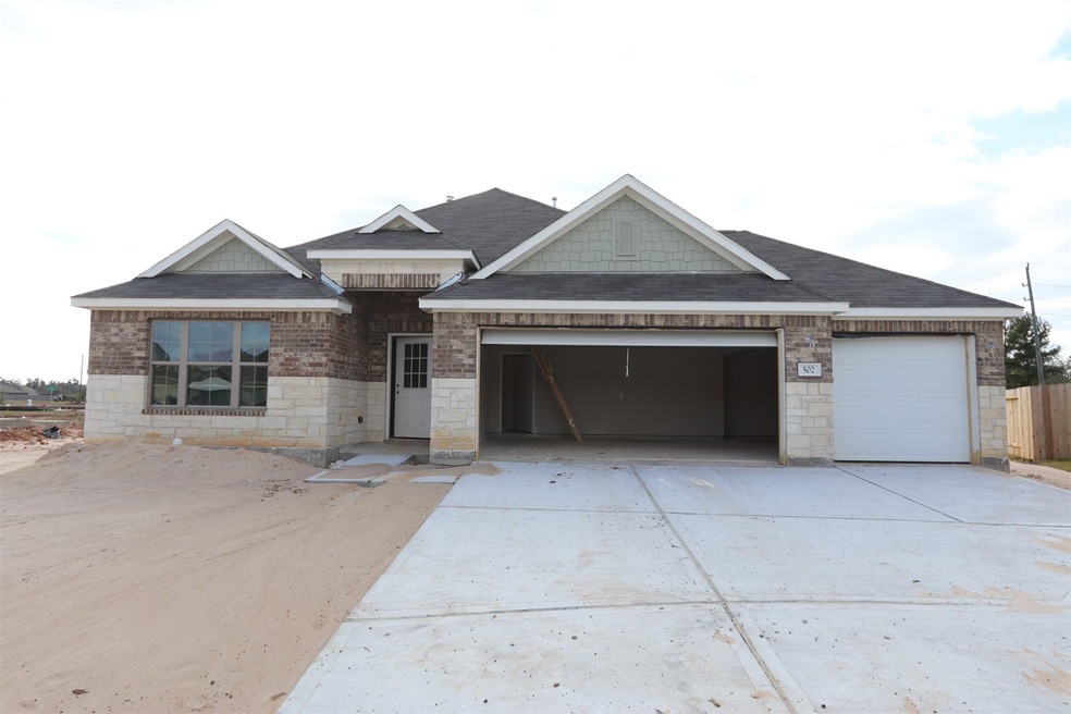 502 High Holly Cir, Magnolia, TX 77354 - photo 1