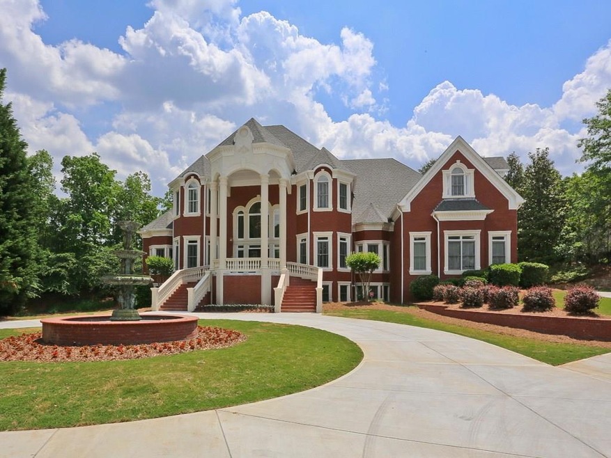 Elegant Brick Georgian Excellent Close-in Milton L