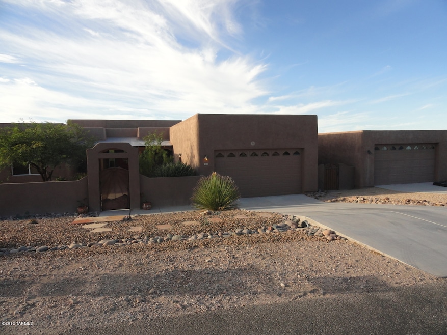 2 car attached 2 car detached