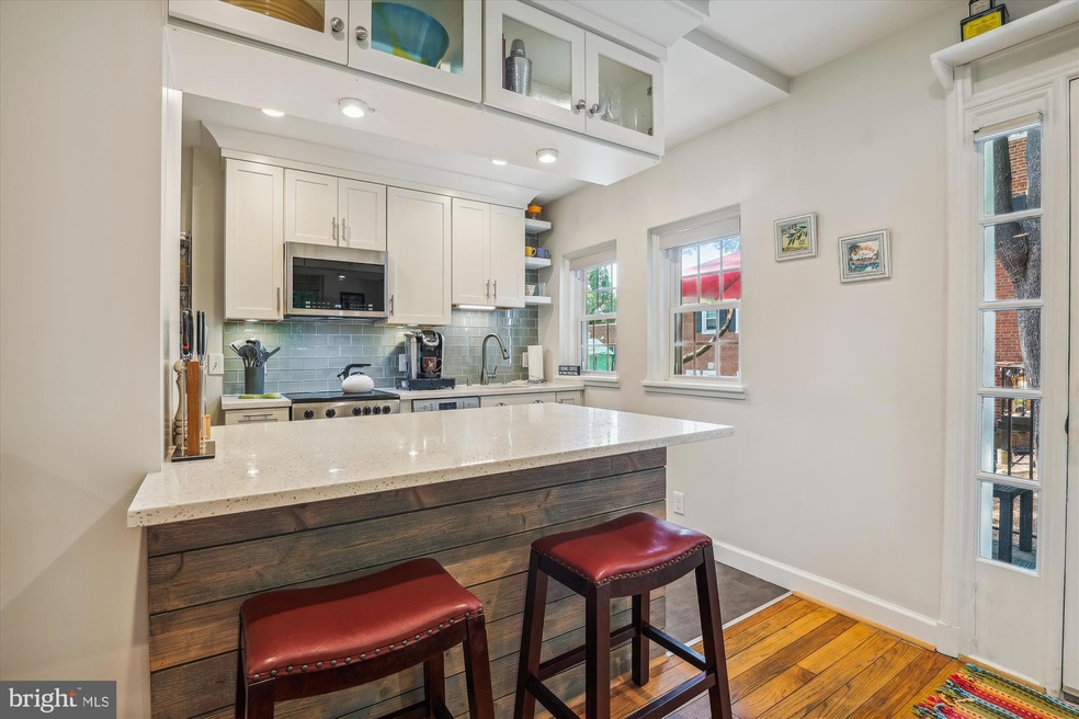 2831 S Columbus St, Arlington, VA 22206 - photo 1