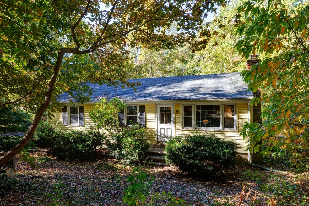 Welcome to 240 W. Lake Avenue in the shoreline tow