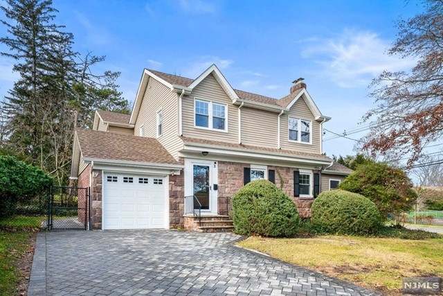 3 Cameron Rd, Tenafly, NJ 07670 - photo 1