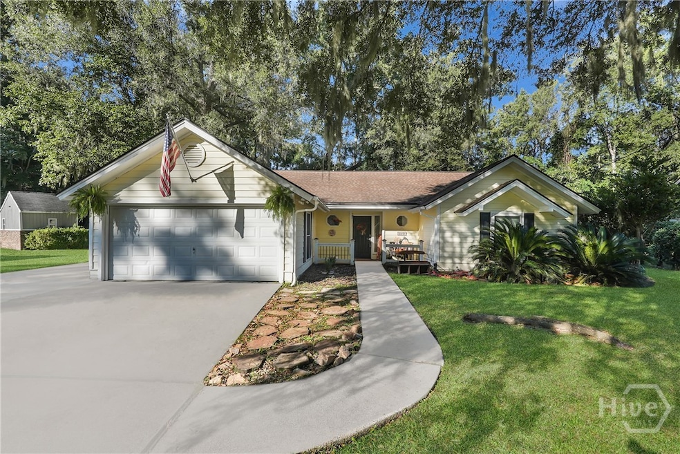 334 Boyd Dr, Richmond Hill, GA 31324 - photo 1