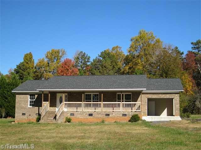 1188 Arabian Dr, Asheboro, NC 27205 - photo 1