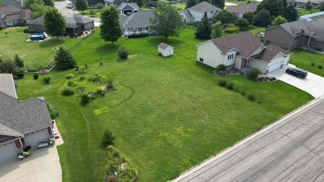 1301 28th St SW, Austin, MN 55912 - photo 1