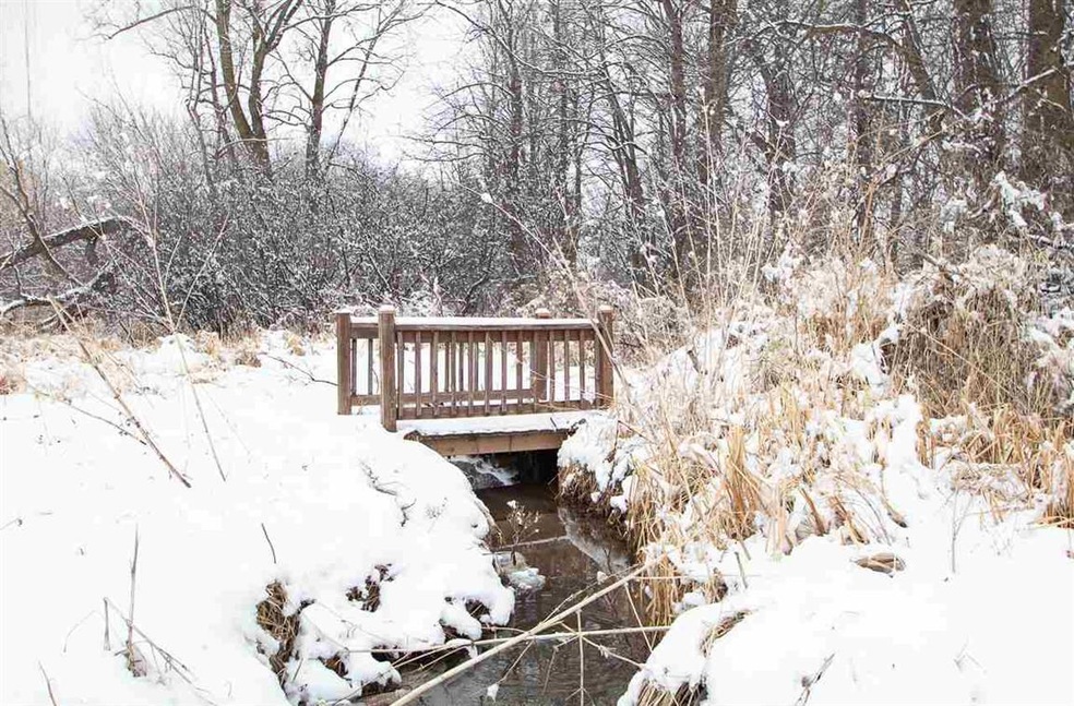 2423 Reginald Hill, de Pere, WI 54115 - photo 1