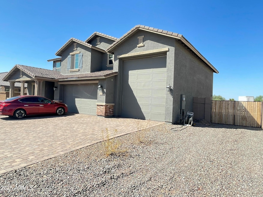 5126 W Roundhouse Rd, Phoenix, AZ 85339 - photo 1