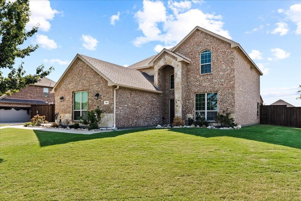 721 Lone Star Ct, Wylie, TX 75098 - photo 1