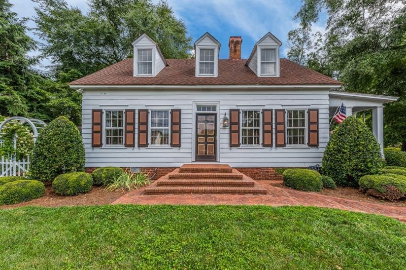 242 Whitlock Ave NW, Marietta, GA 30064 - photo 1