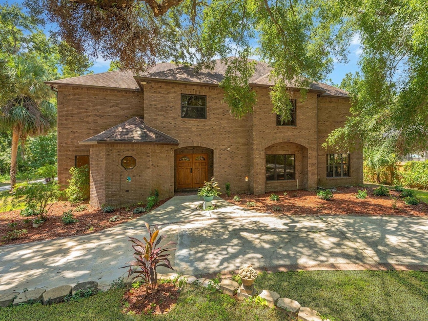 902 River Rapids Ave, Brandon, FL 33511 - photo 1