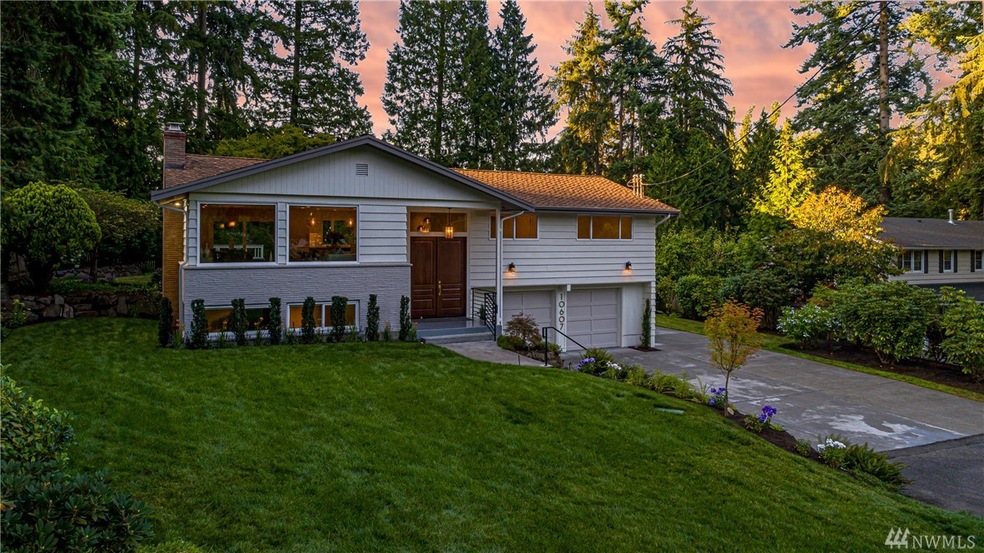 10607 Nottingham Rd, Edmonds, WA 98020 - photo 1