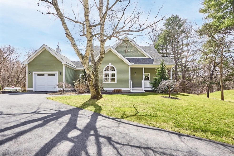 35 Grimes Ln, Littleton, MA 01460 - photo 1