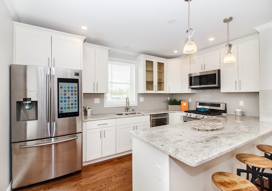 94 Russell St unit 3, Waltham, MA 02453 - photo 1