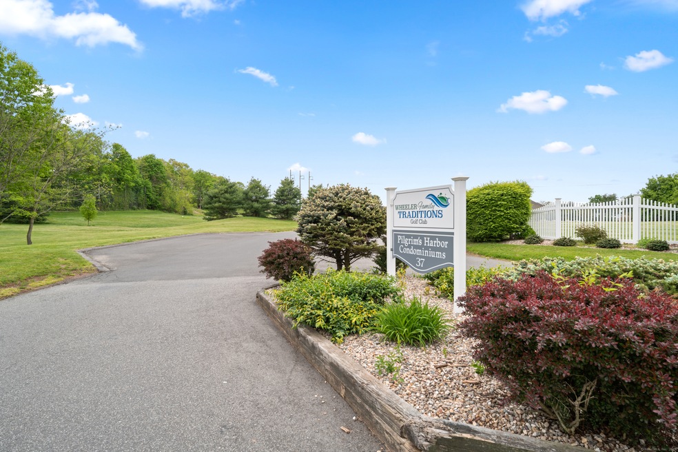 32 Pilgrim Harbor unit E, Wallingford, CT 06492 - photo 1