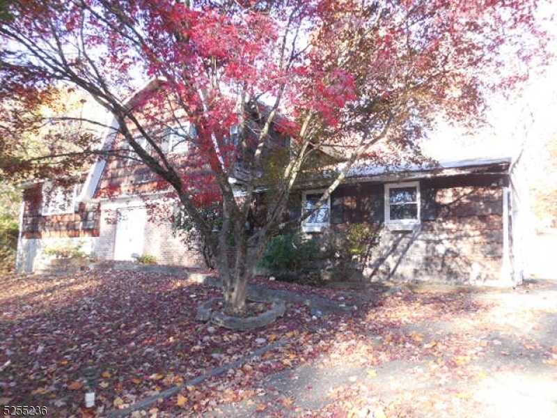 31 Kendall Dr, Ringwood, NJ 07456 - photo 1