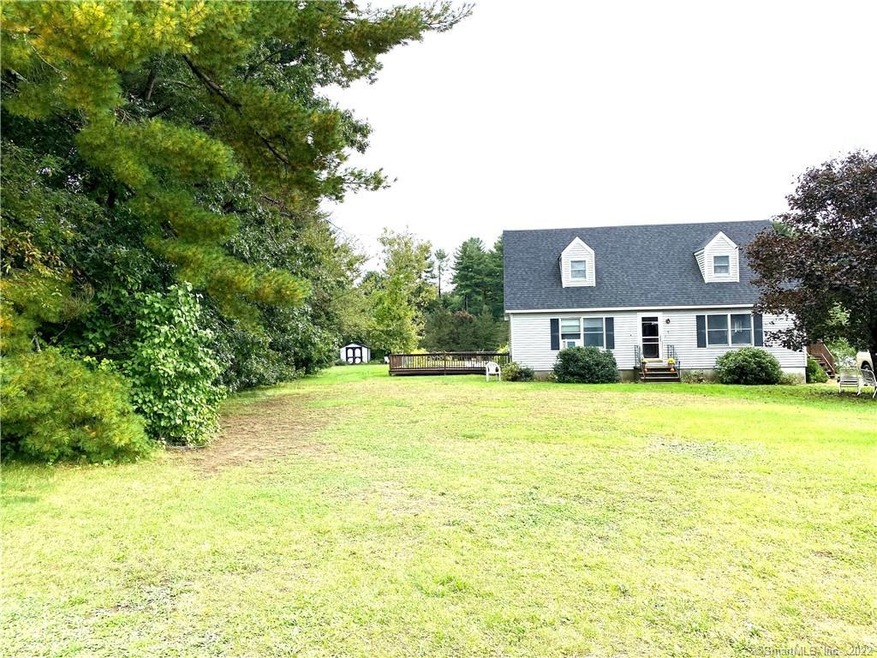 5 Leo Cir, Quinebaug, CT 06262 - photo 1