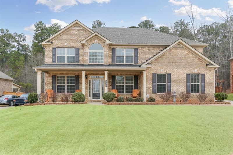 201 Aylesbury Blvd, McDonough, GA 30252 - photo 1