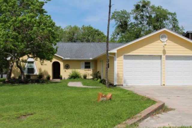 6041 Lazy Ln, Brazoria, TX 77422 - photo 1