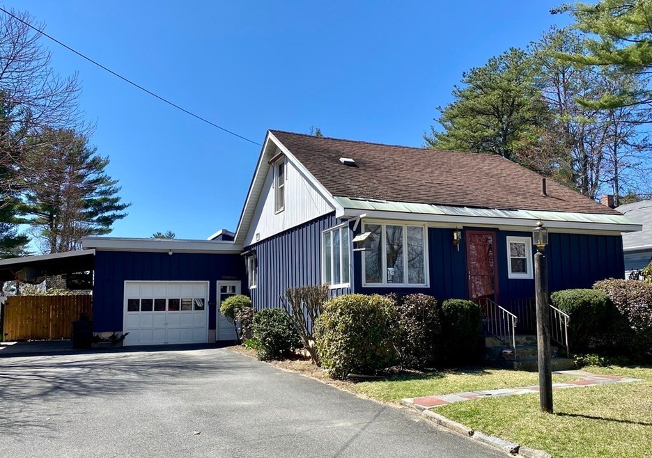 10 Carlisle Ave, Turners Falls, MA 01376 - photo 1