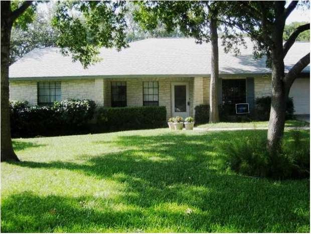 12102 Carmel Park Ln, Austin, TX 78727 - photo 1