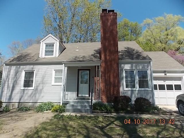 1402 W Scott Place, Independence, MO 64052 - photo 1