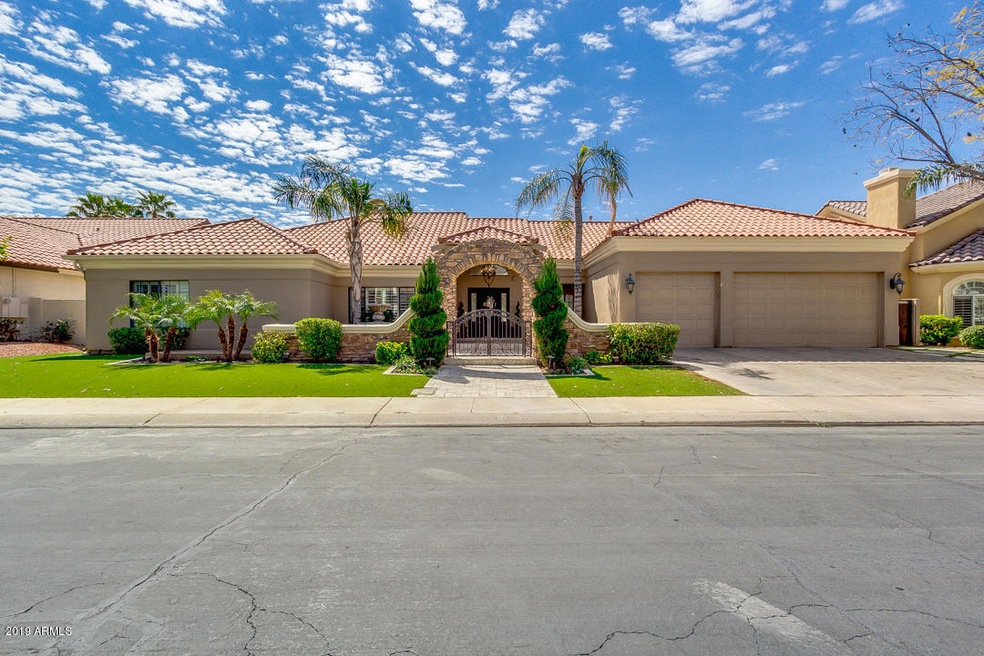 1321 E Treasure Cove Dr unit 2, Gilbert, AZ 85234 - photo 1