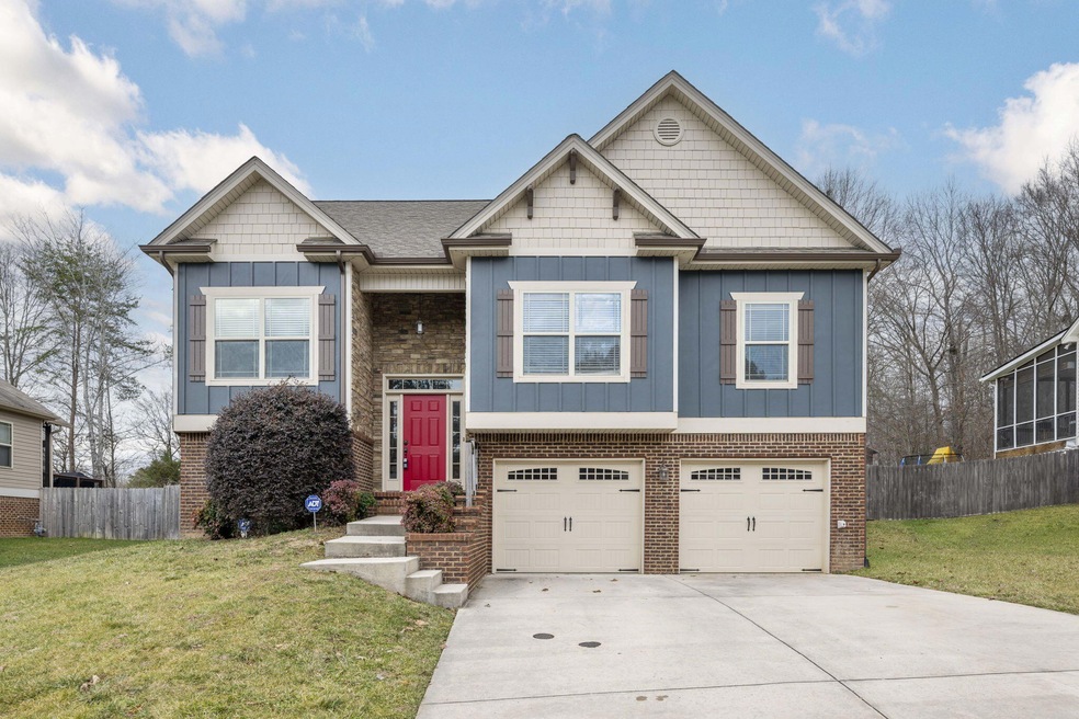 Sold $426,000 • Co-Listing Agent