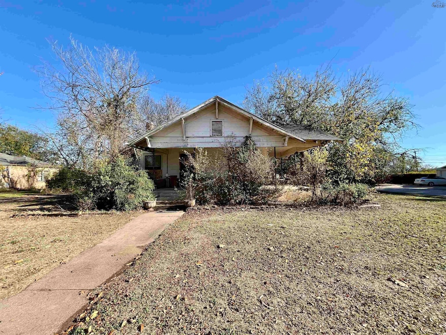 1615 Buchanan St, Wichita Falls, TX 76309 - photo 1