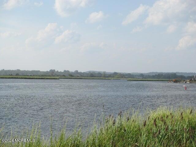 100 Seaview Ave unit 4-5 annual lease, Monmouth Beach, NJ 07750 - photo 1
