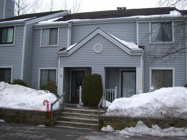 5 Country Place unit 5, Mohegan Lake, NY 10547 - photo 1