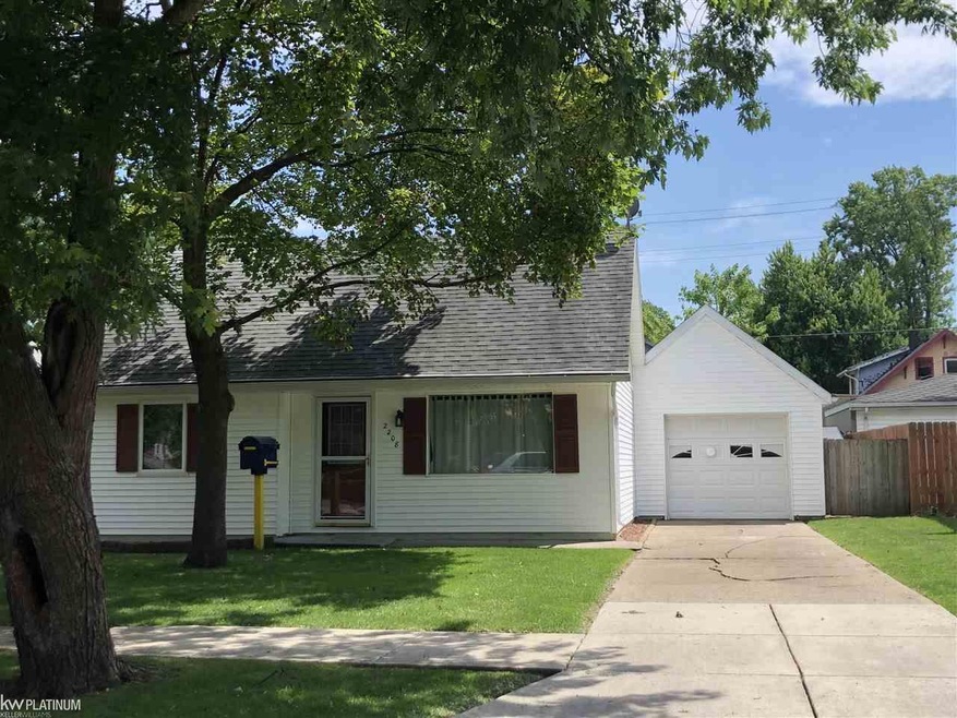 2208 White St, Port Huron, MI 48060 - photo 1