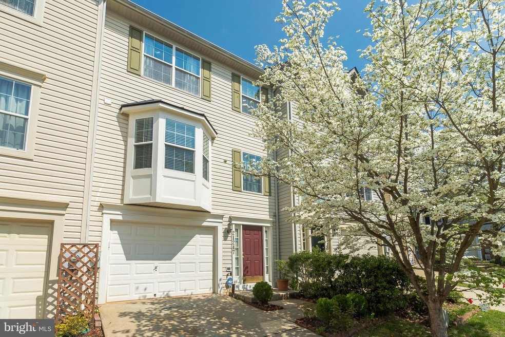 21247 Owls Nest Cir, Germantown, MD 20876 - photo 1