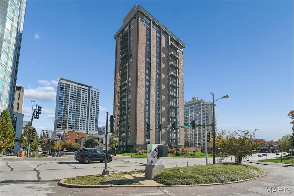 For Sale $155,000 • Co-Listing Agent