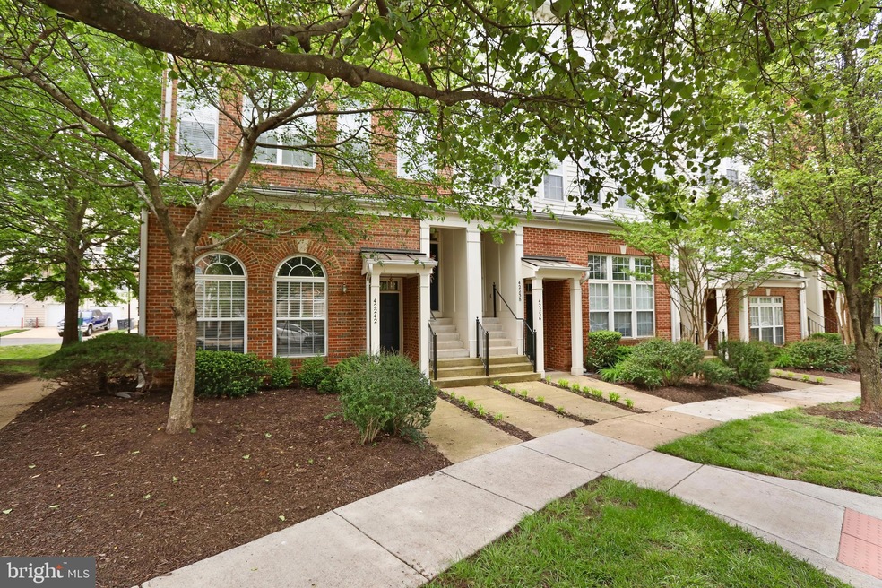 Amber Springs Condominium, Stone Ridge, VA 20105 - photo 1