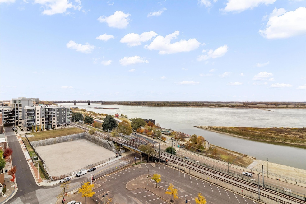 Waterford Plaza unit 1407 & 1408, Memphis, TN 38103 - photo 1