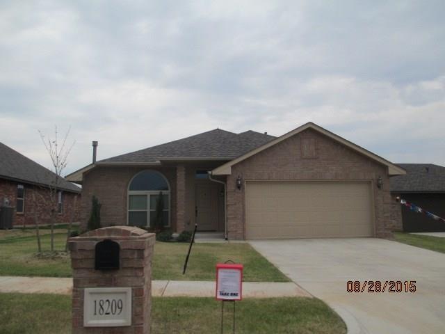 18209 Sandhurst Ct, Edmond, OK 73012 - photo 1