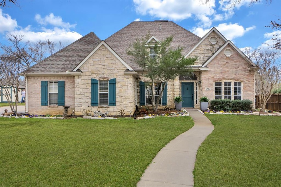 102 Sara Cir, Pottsboro, TX 75076 - photo 1