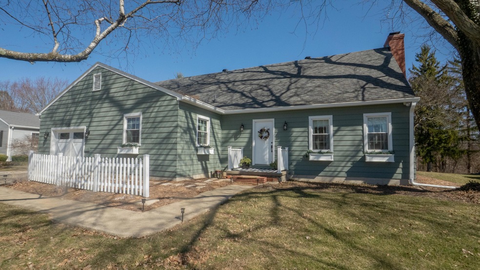 Sold $335,900
