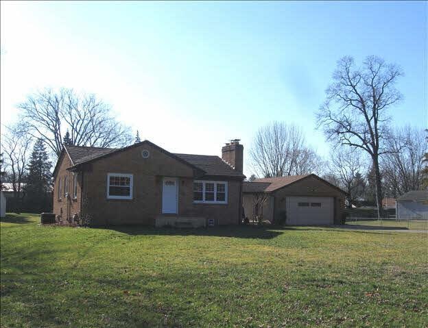 1245 Smith Rd