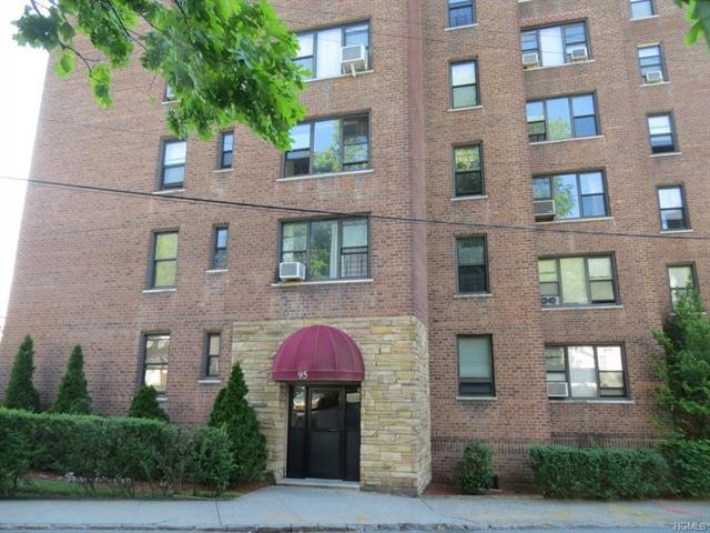 95 Sedgwick Ave unit 6J, Yonkers, NY 10705 - photo 1