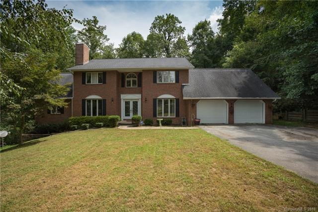 489 Heather Marie Dr, Hendersonville, NC 28792 - photo 1