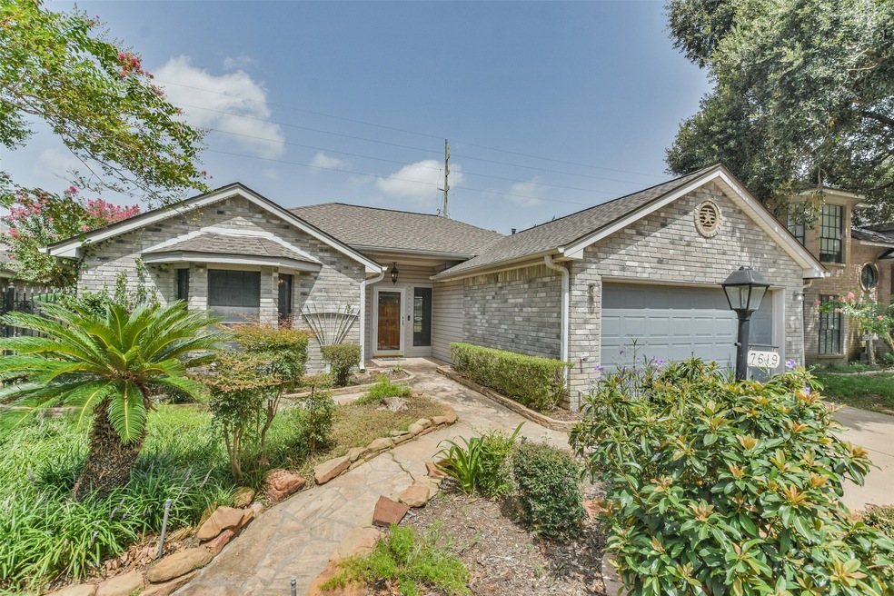 7619 Ashton Dr, Houston, TX 77095 - photo 1