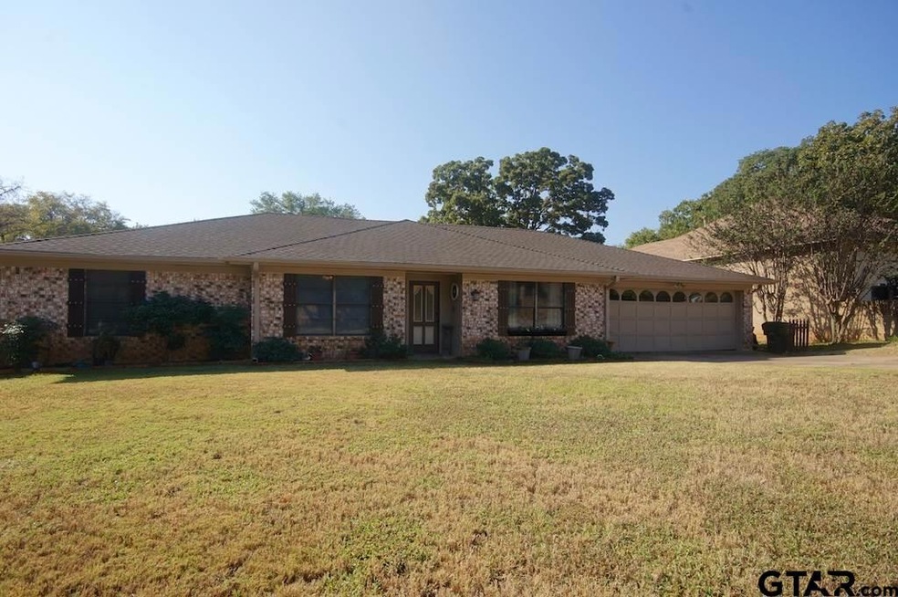 2109 Kensington Dr, Tyler, TX 75703 - photo 1