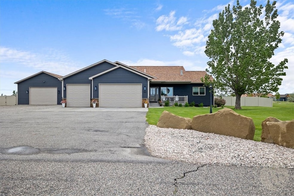 Under Contract $749,900